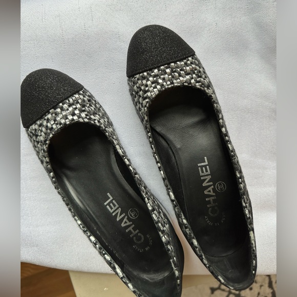 Chanel tweed block heel pumps - Picture 5 of 14
